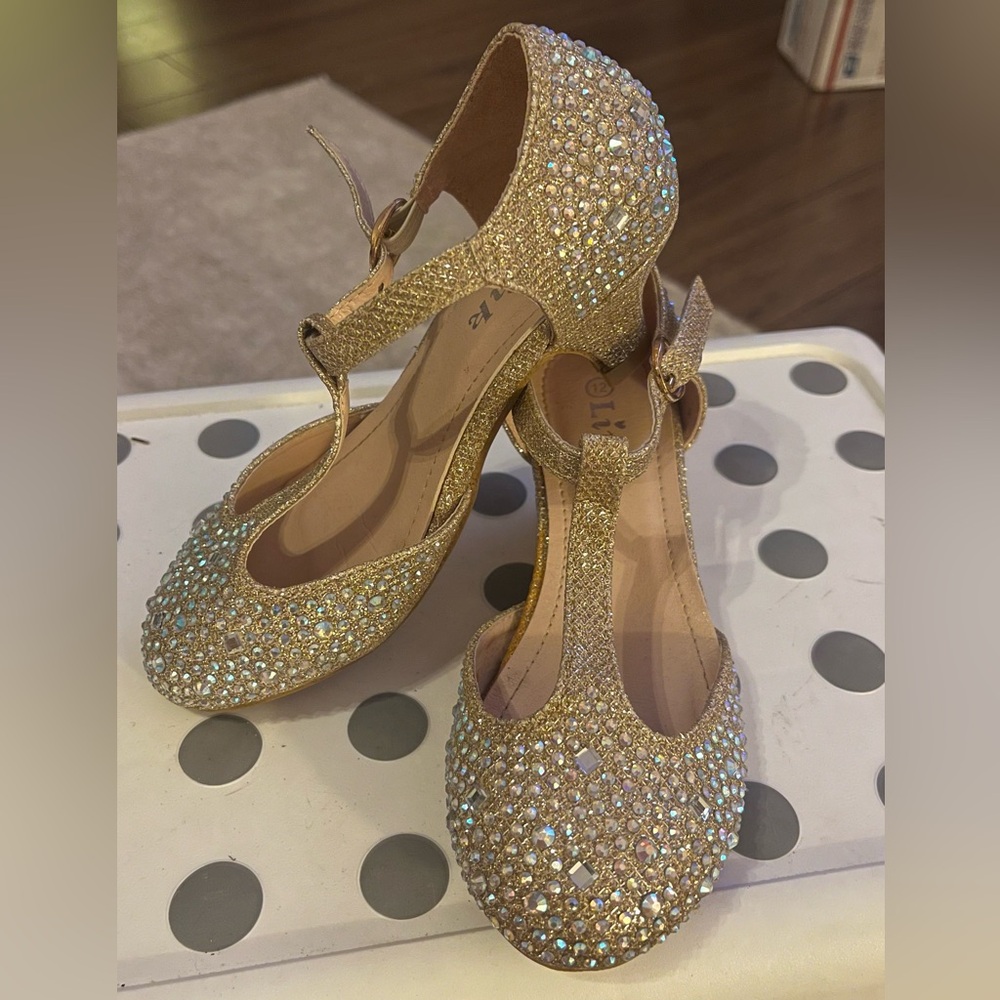 Girl’s Gold Sparkly Heels size 12
